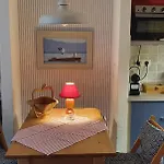 Kleine Strandnahe Auf Dem Bakenberg Insel Ruegen Appartement