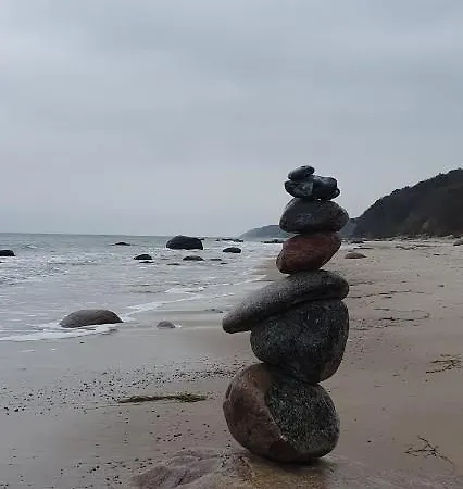 Kleine Strandnahe Auf Dem Bakenberg Insel Ruegen Lejlighed *